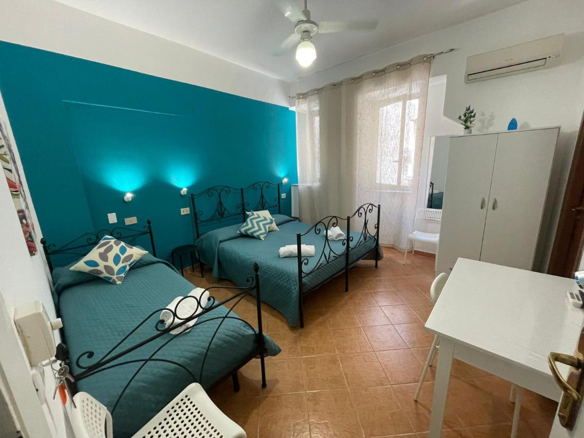 Maqueda Rooms Palermo Eksteriør bilde