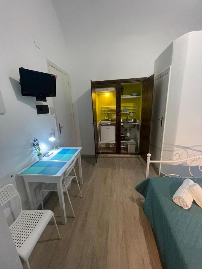 Maqueda Rooms Palermo Eksteriør bilde